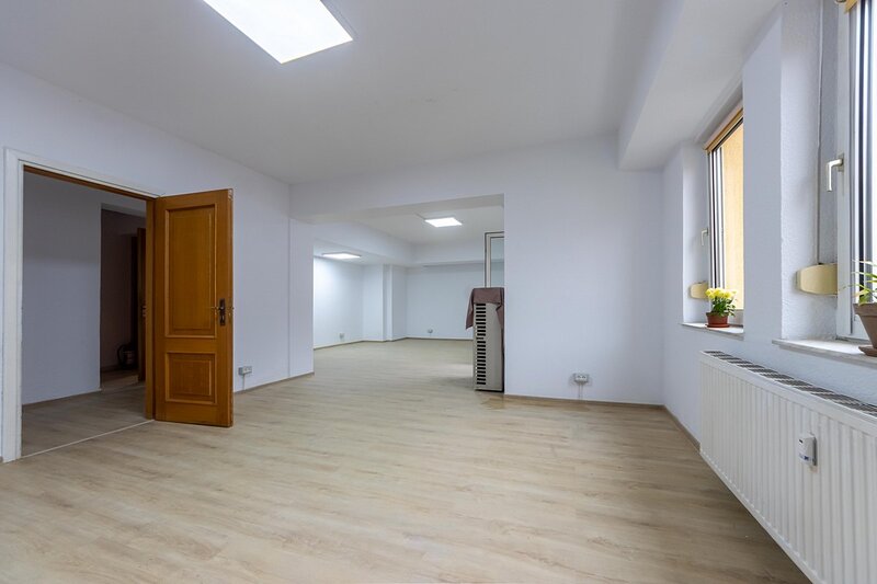 Obor, Fainari, office building 100 mp,