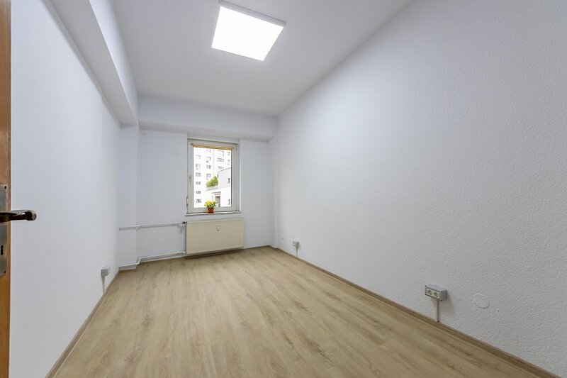 Obor, Fainari, office building 100 mp,